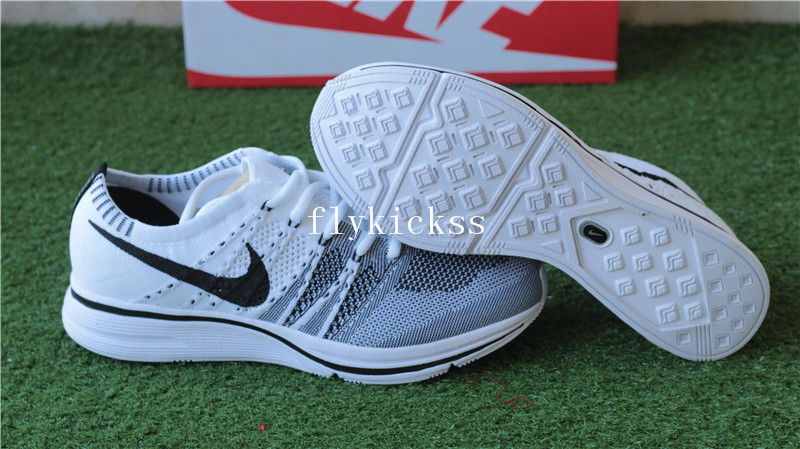 Nike Flyknit Trainer White Black